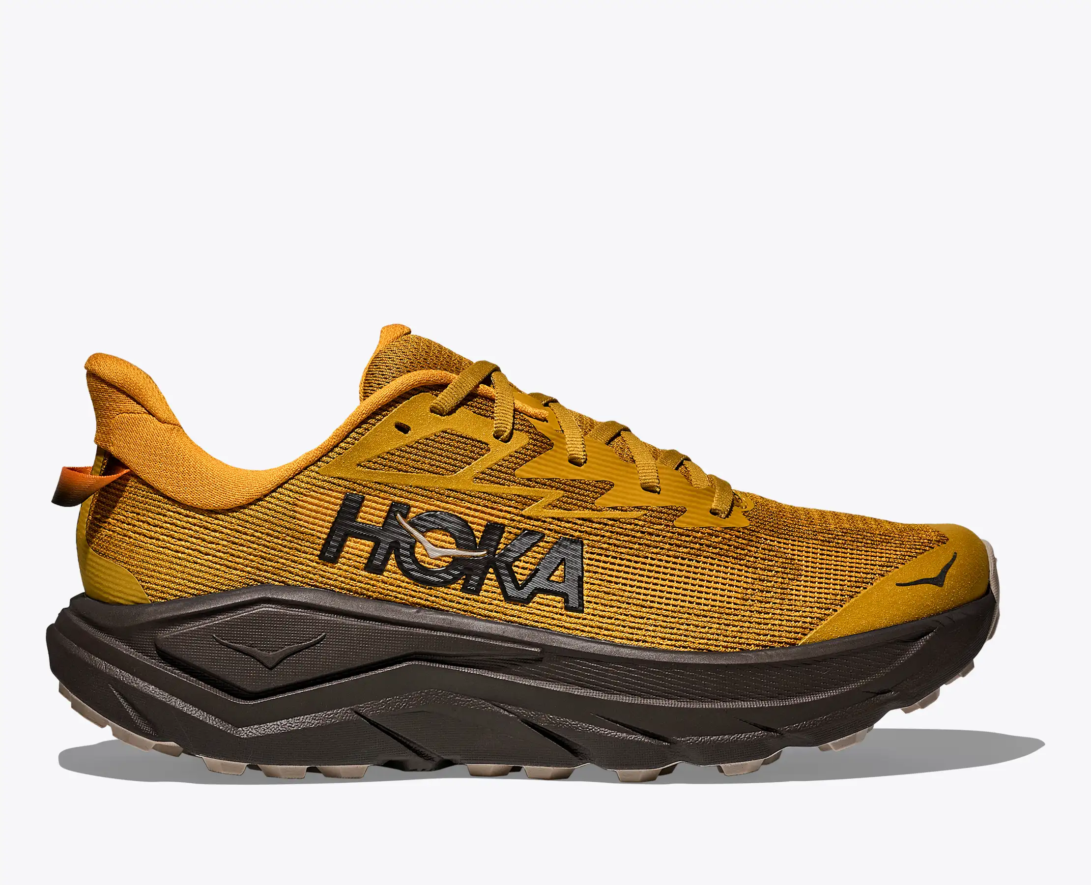 Hoka Challenger 8