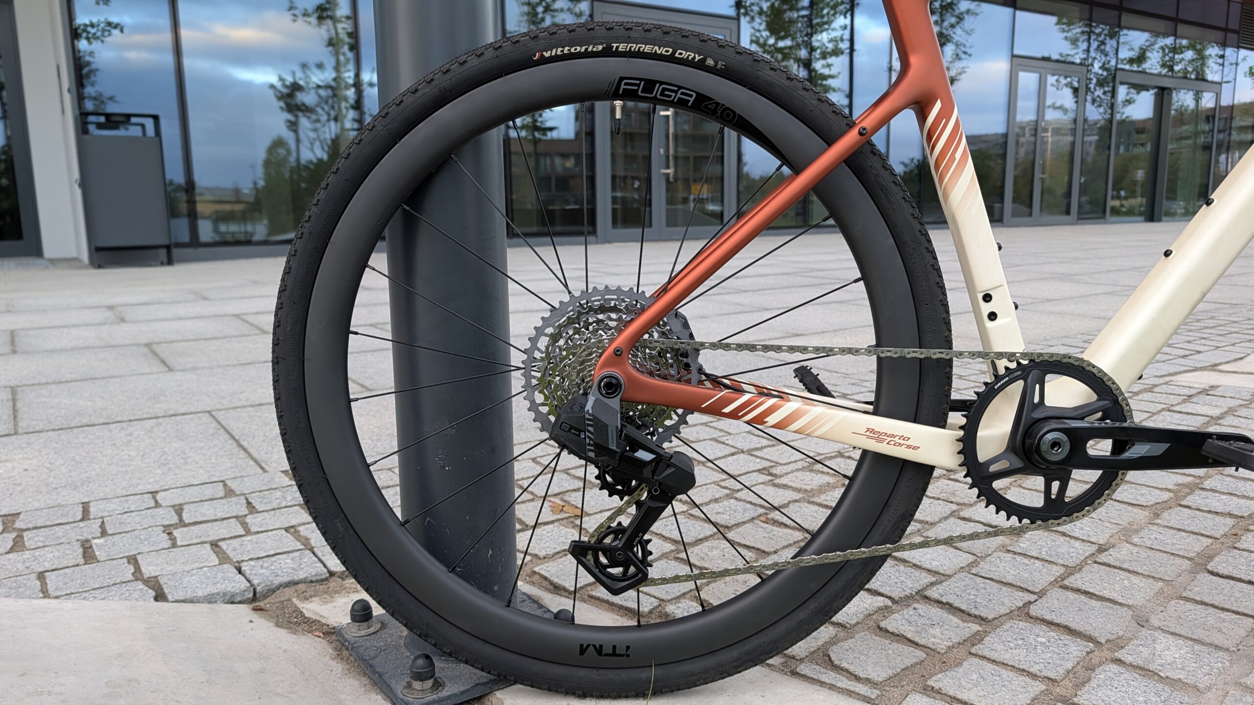 Rower Gravel Bottecchia Overland Carbon SRAM RIVAL AXS 12S - obrazek 4